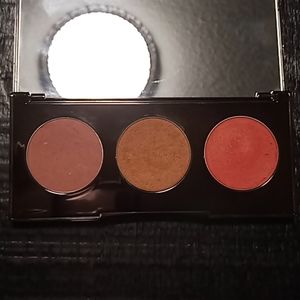 Blush palette